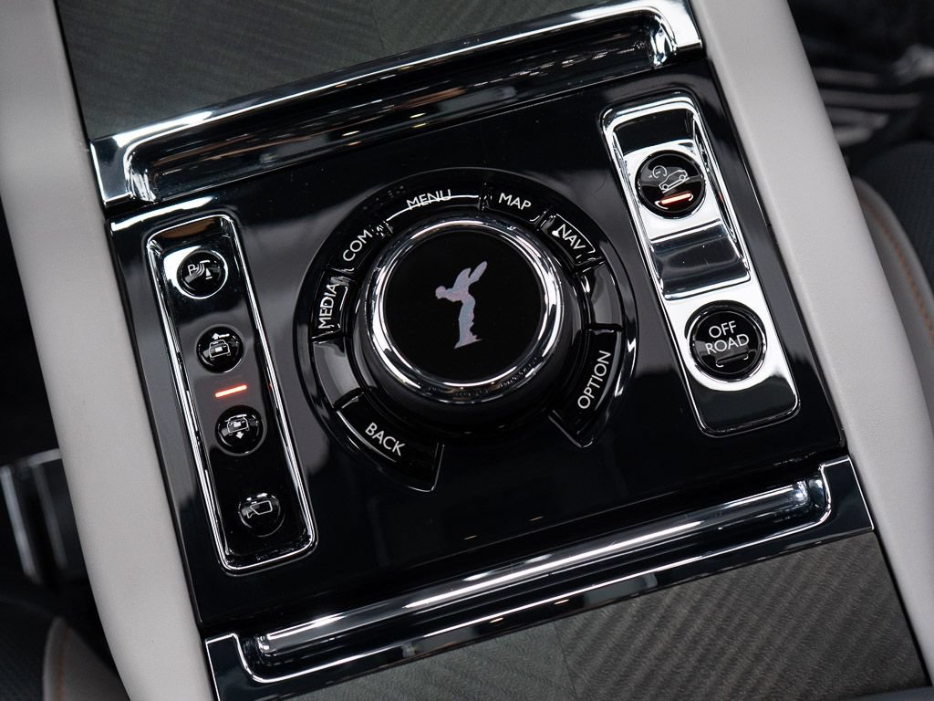 Certified 2023 Rolls-Royce Cullinan w/ Dark Exterior Package AWD/4WD image 41