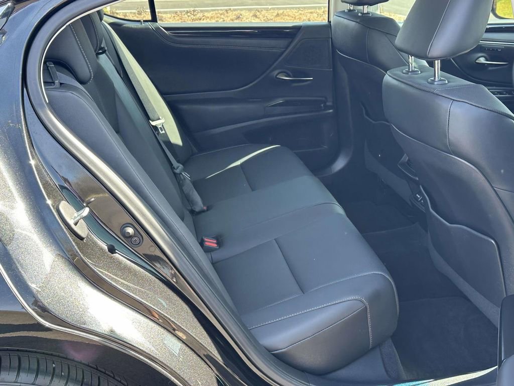 Used 2021 Lexus ES 350 w/ Premium Package image 7