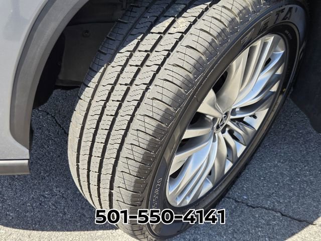 Used 2023 Toyota Highlander Platinum image 24