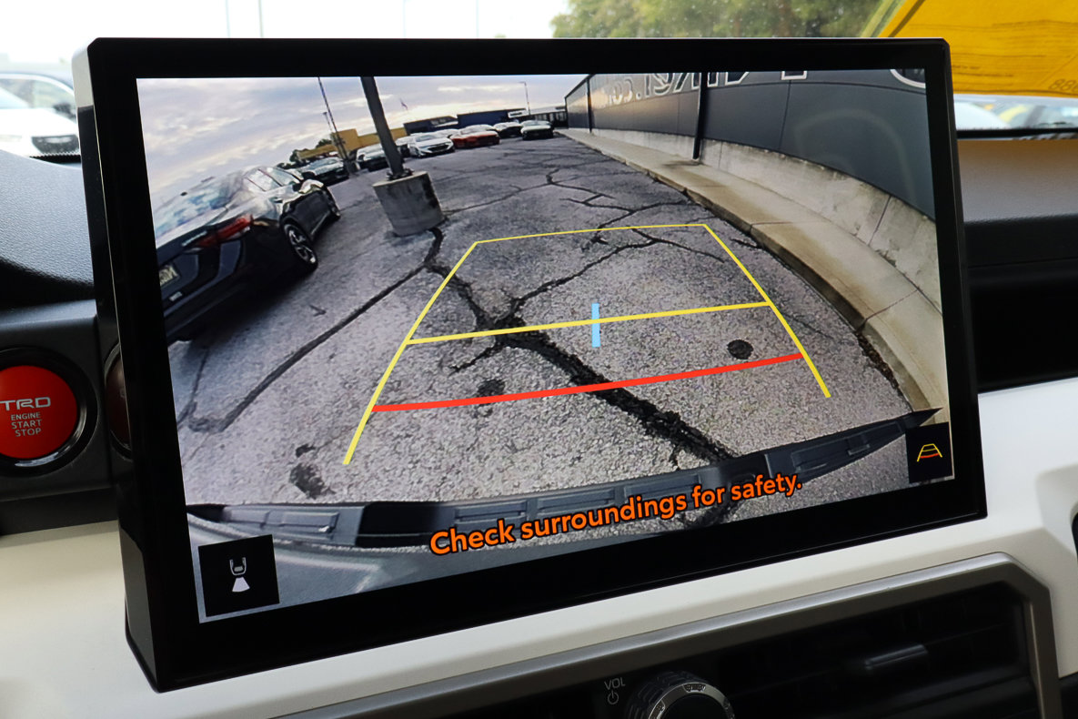 Used 2024 Toyota Tacoma TRD Off-Road image 12