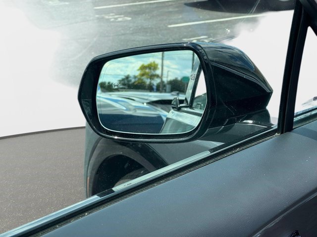 Certified 2023 Cadillac Lyriq 2WD image 15