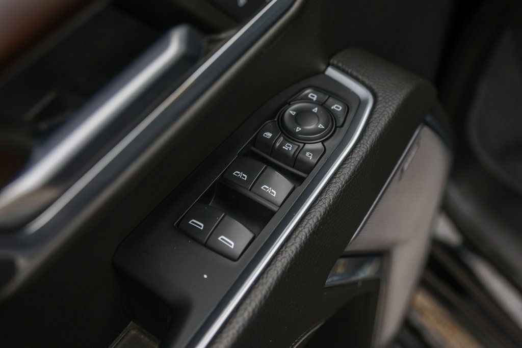 Used 2024 GMC Sierra 3500 Denali w/ Denali Reserve Package image 25