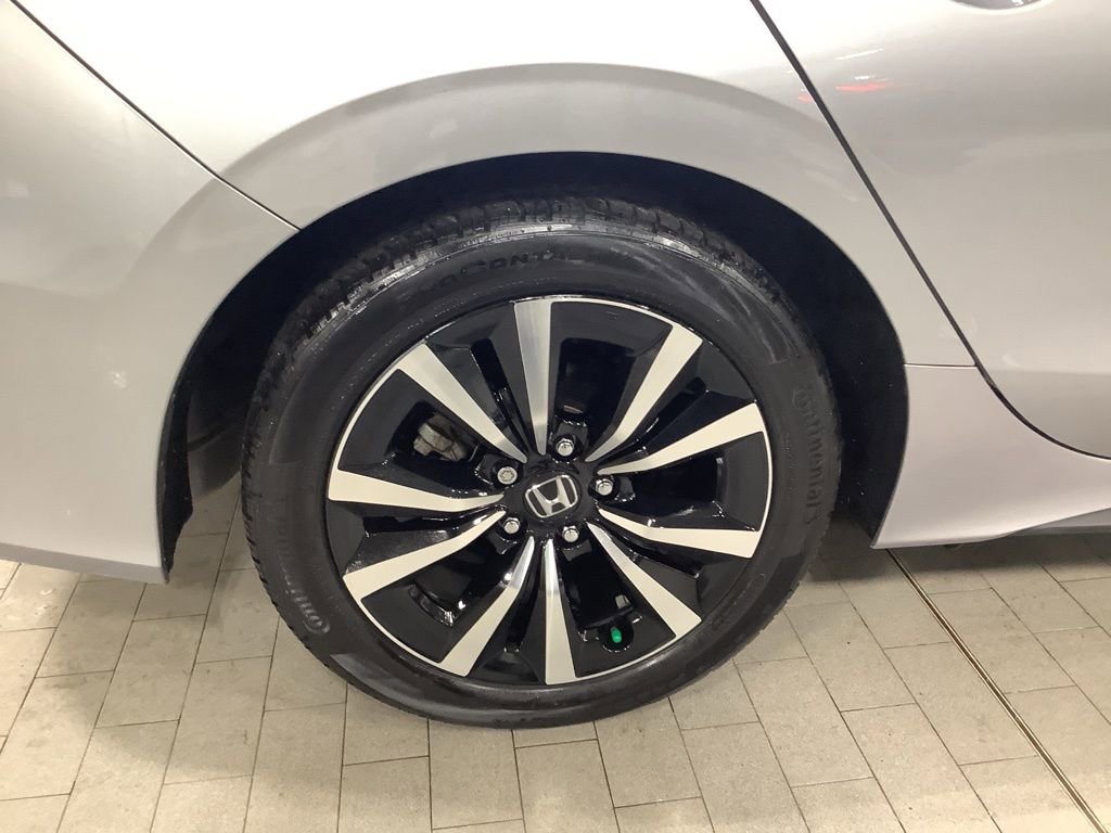 Used 2024 Honda Civic EX-L image 22