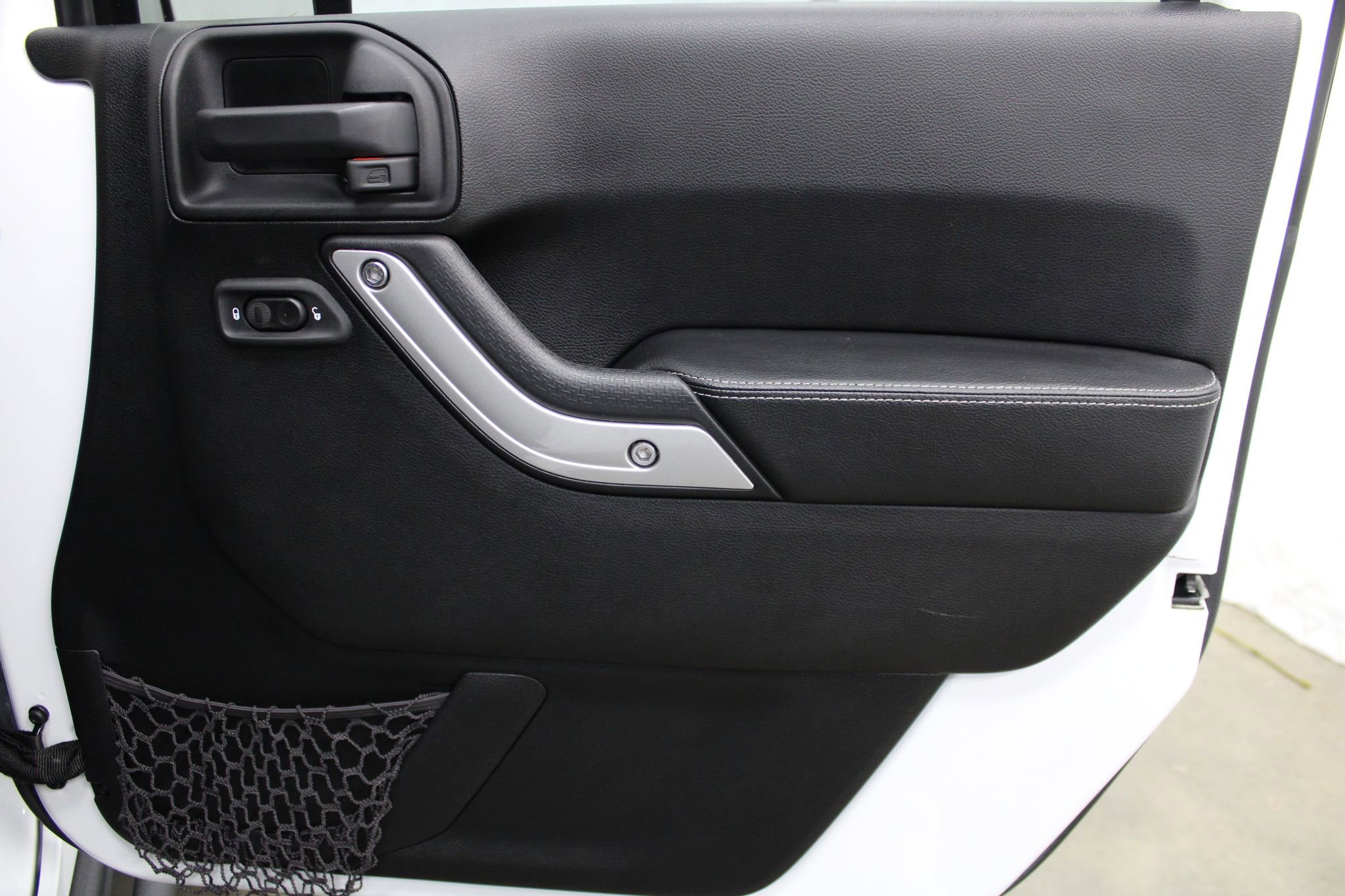 Used 2017 Jeep Wrangler Unlimited Rubicon image 21