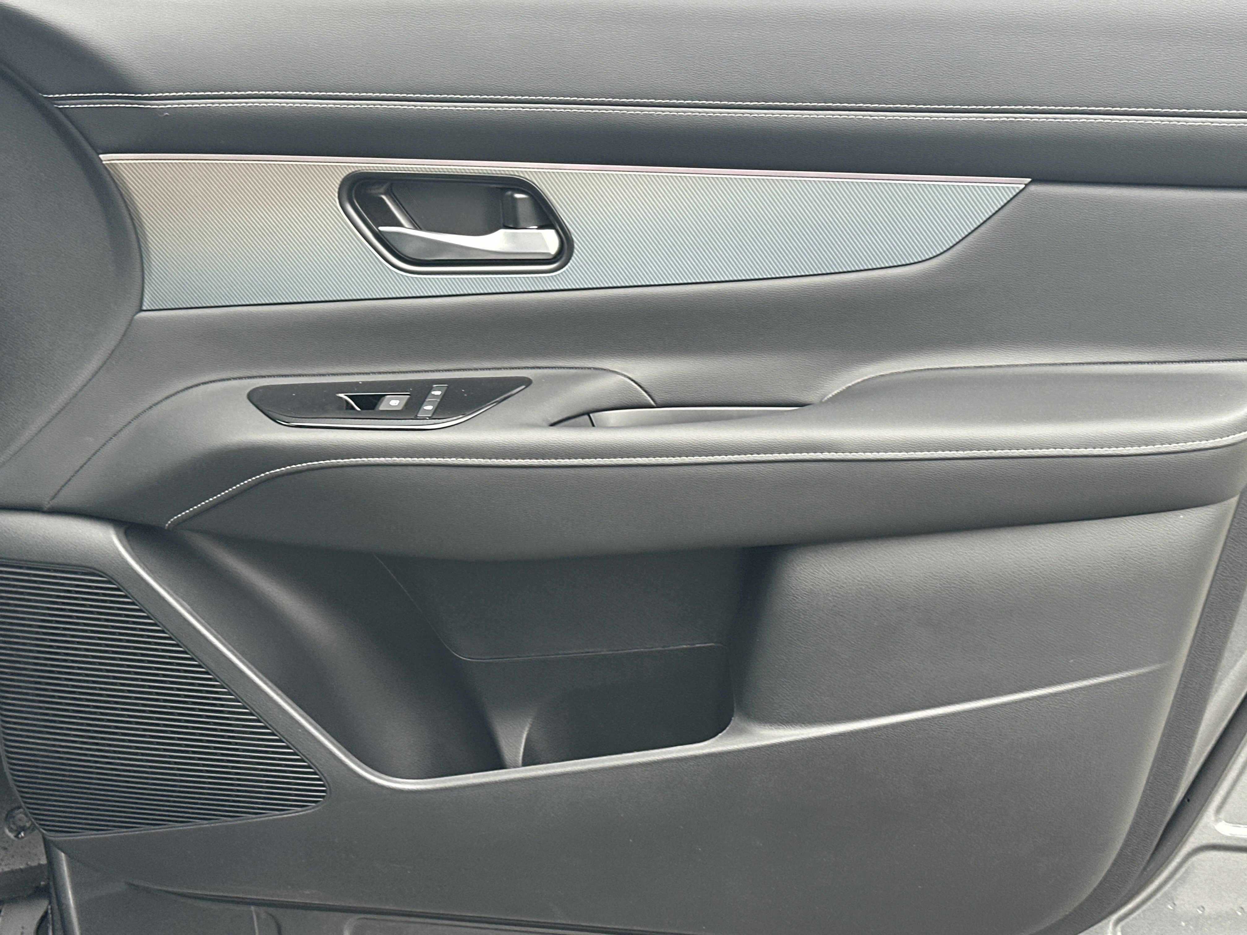 New 2026 Nissan Murano SL image 14