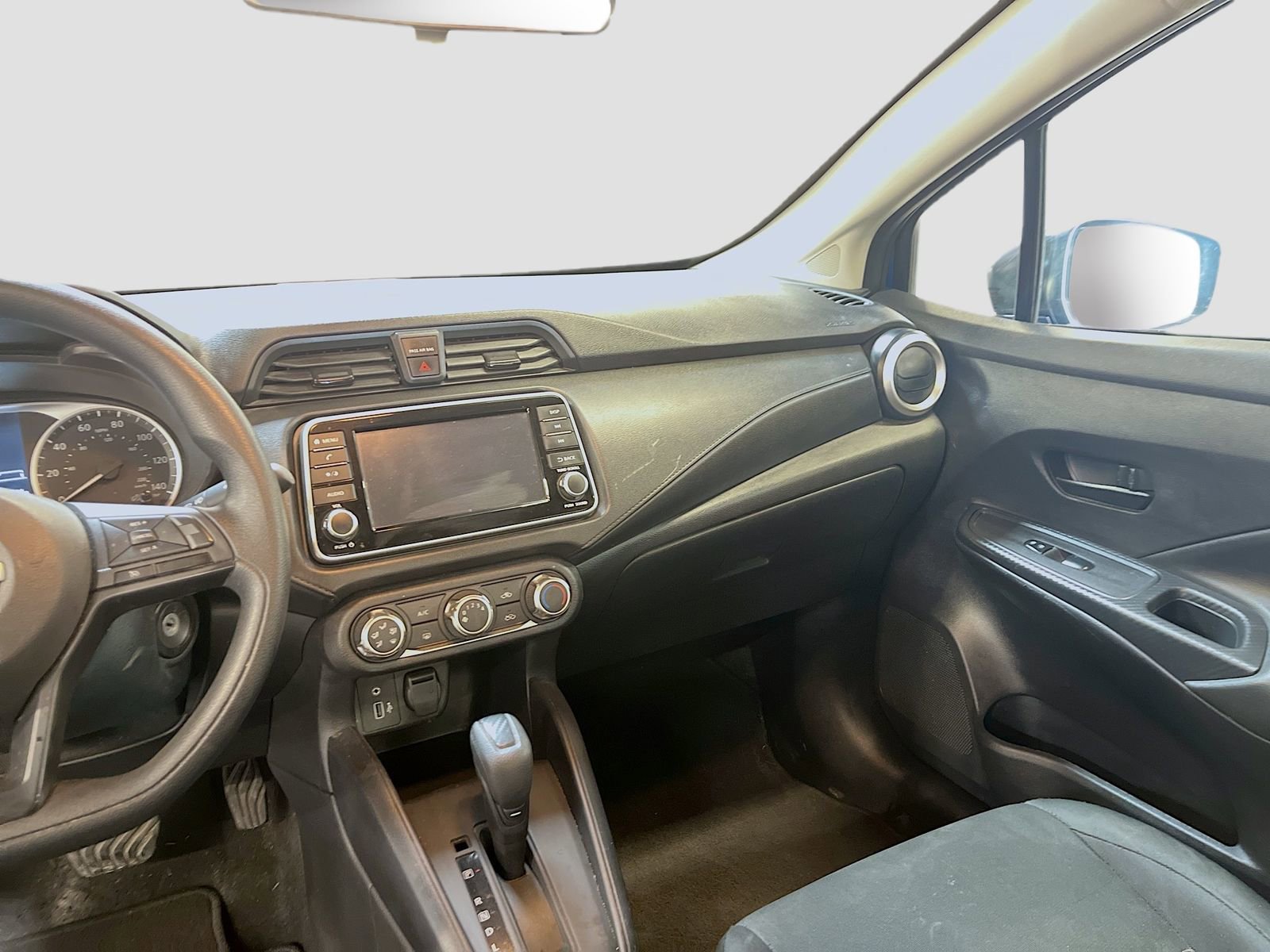 Used 2024 Nissan Versa S w/ S Plus Package image 21