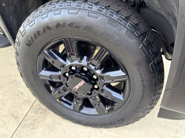 Used 2024 GMC Sierra 3500 AT4 w/ AT4 Premium Plus Package AWD/4WD image 42