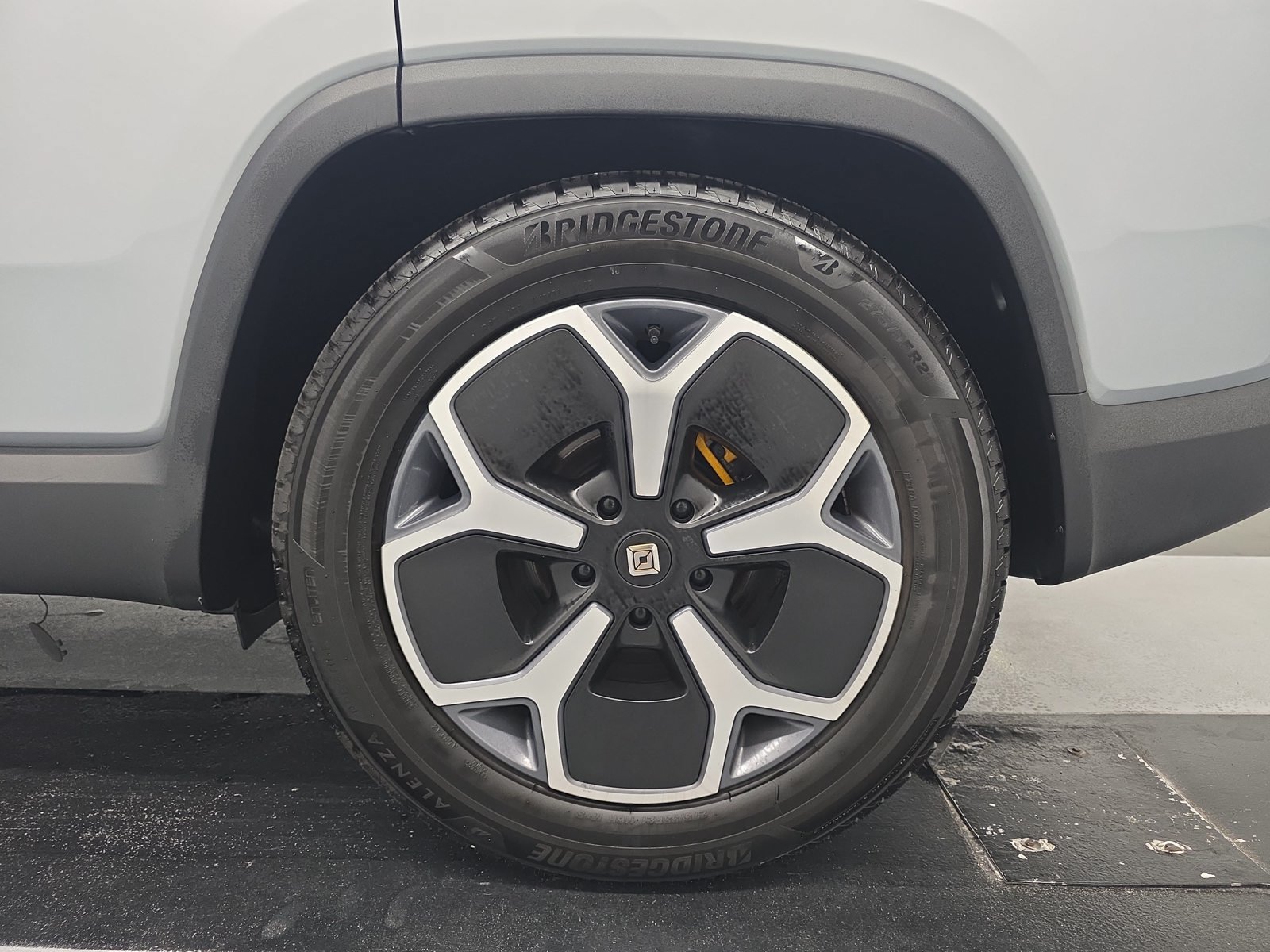 Used 2024 Rivian R1S Adventure Quad AWD/4WD image 10