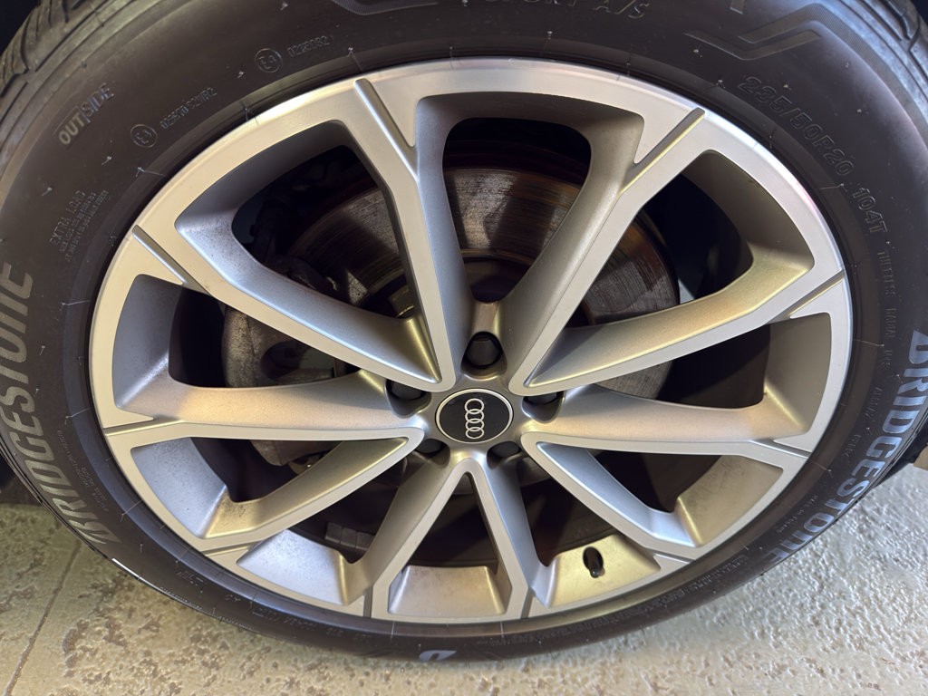 Used 2022 Audi Q4 e-tron Premium Plus AWD/4WD image 39