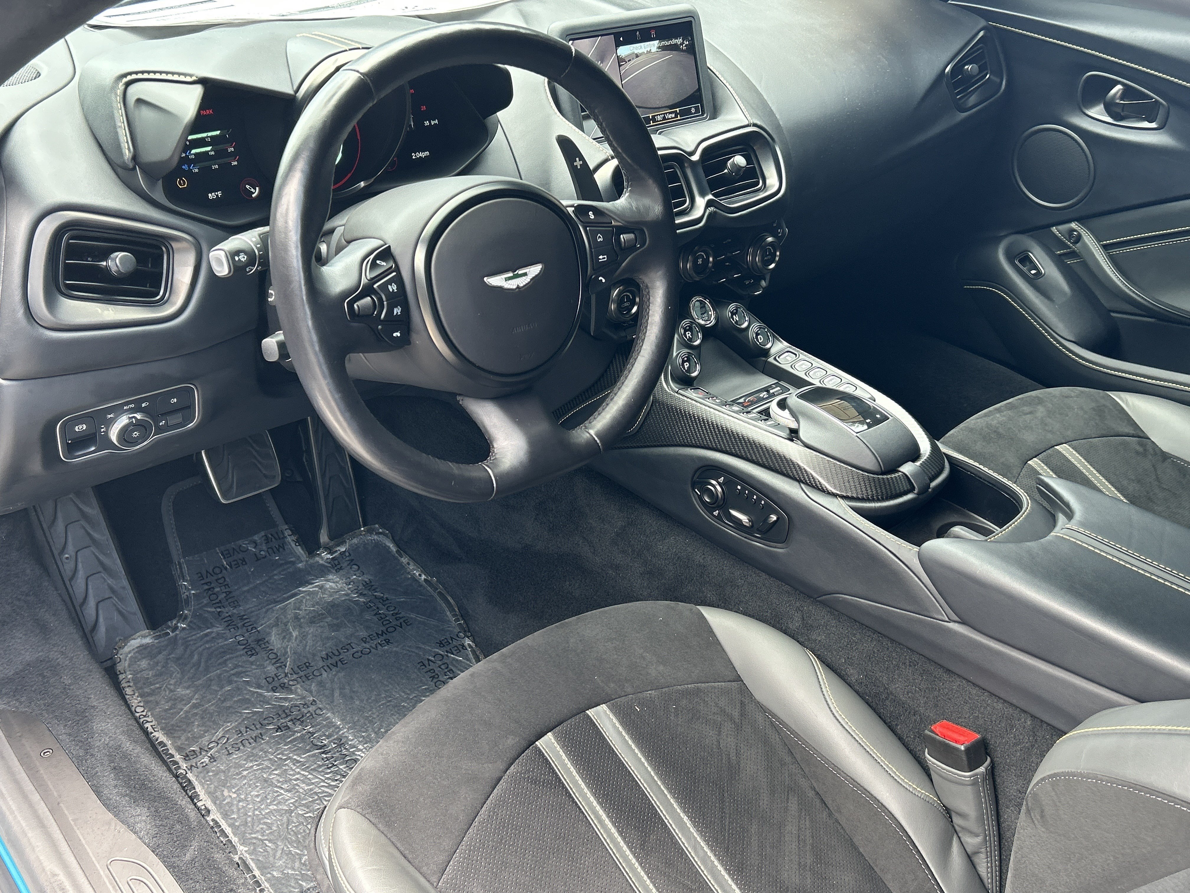 Used 2023 Aston Martin V8 Vantage Coupe RWD image 30