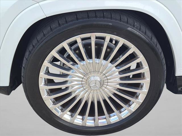 Used 2026 Mercedes-Benz Maybach GLS 600 4MATIC image 22