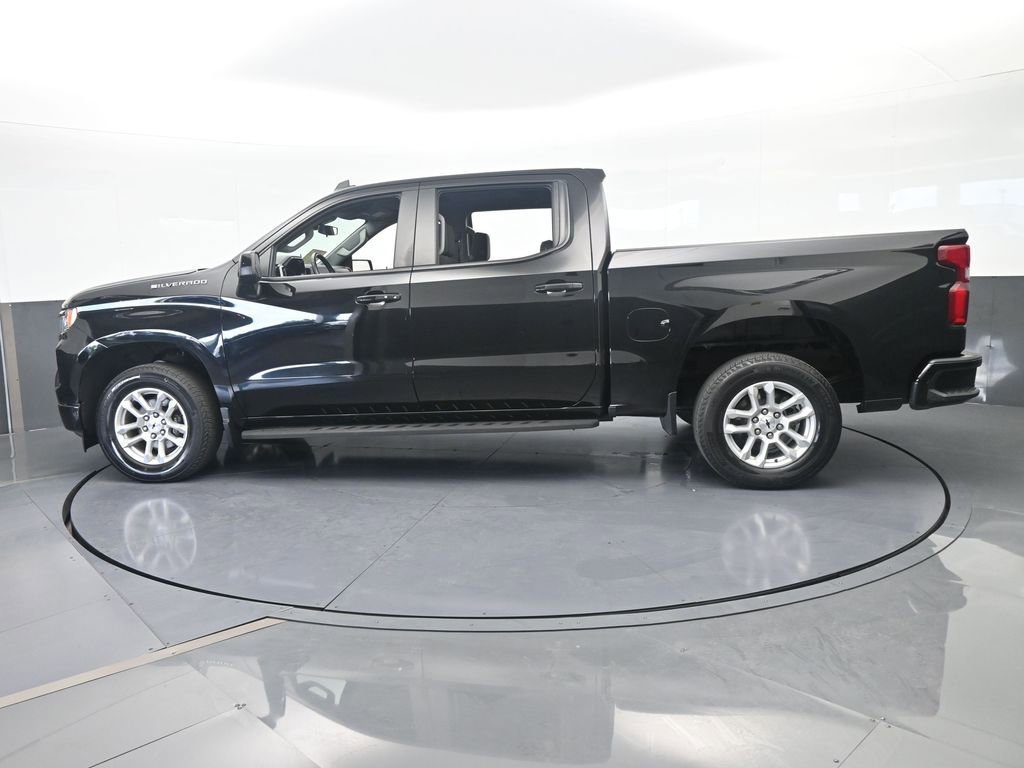 Used 2023 Chevrolet Silverado 1500 RST RWD image 3