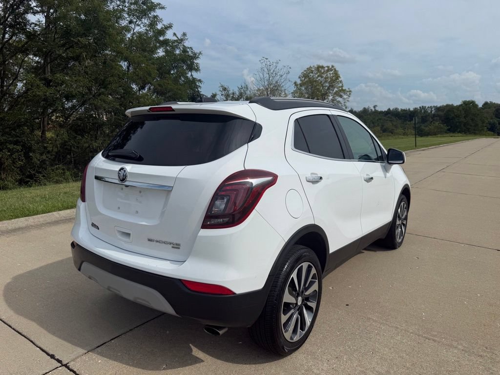 Used 2021 Buick Encore Preferred AWD/4WD image 3