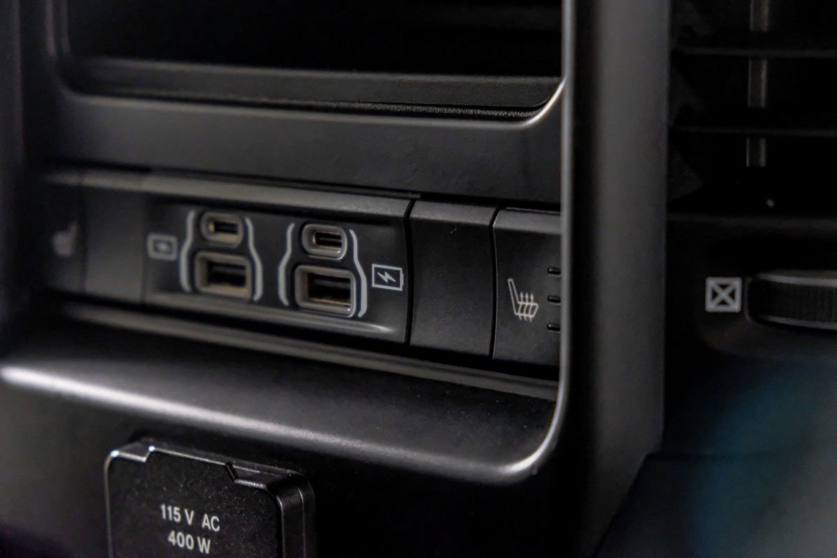 Used 2022 RAM 2500 Limited image 31