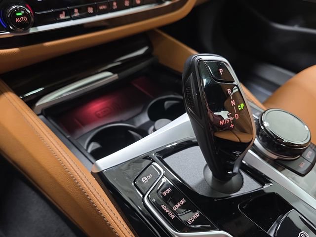 Certified 2023 BMW M550i xDrive w/ Executive Package image 21