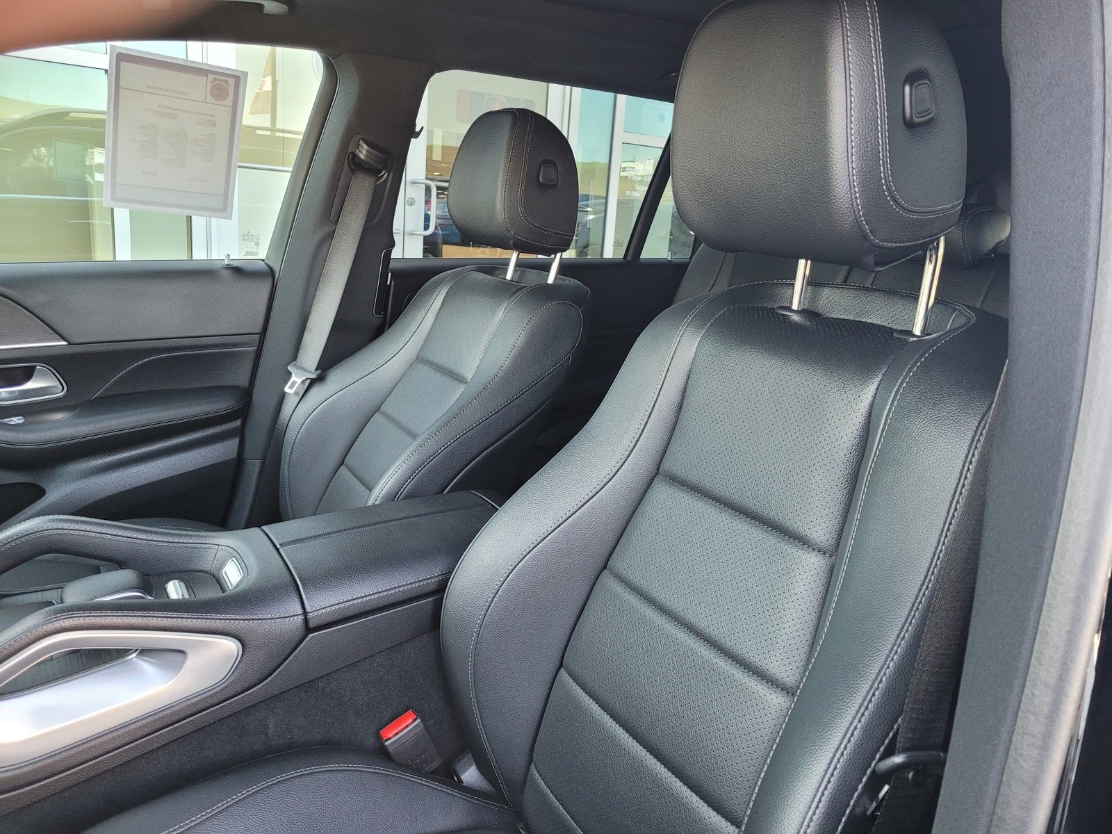 Used 2024 Mercedes-Benz GLS 450 4MATIC image 22