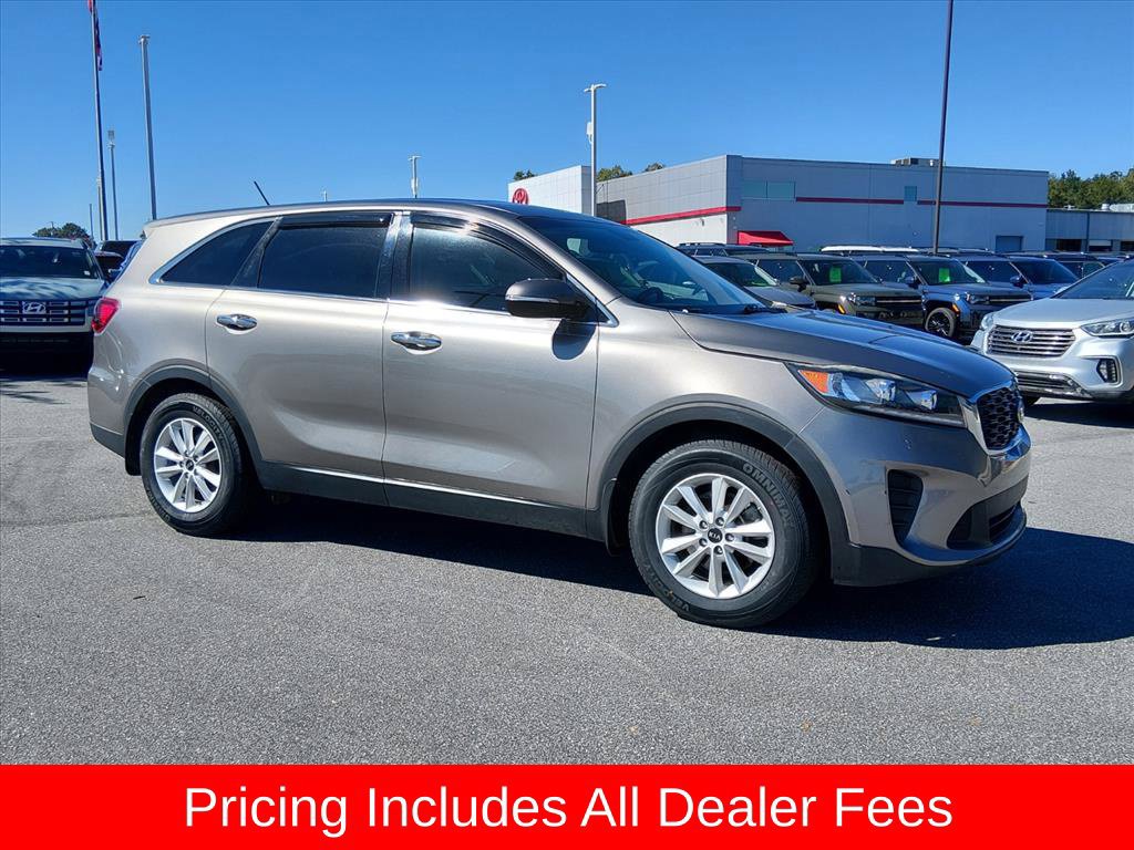 Used 2019 Kia Sorento FWD V6 image 1