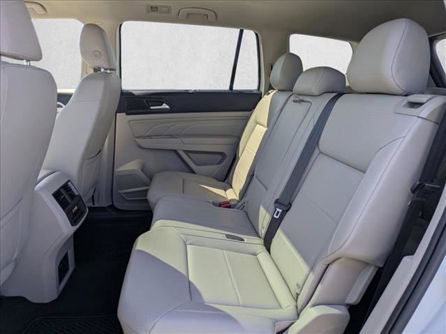 Used 2021 Volkswagen Atlas SE w/ Panoramic Sunroof Package image 17