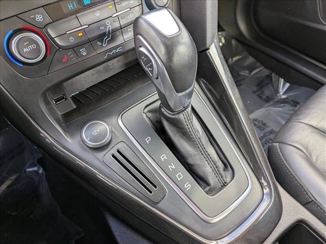 Used 2015 Ford Focus Titanium image 12