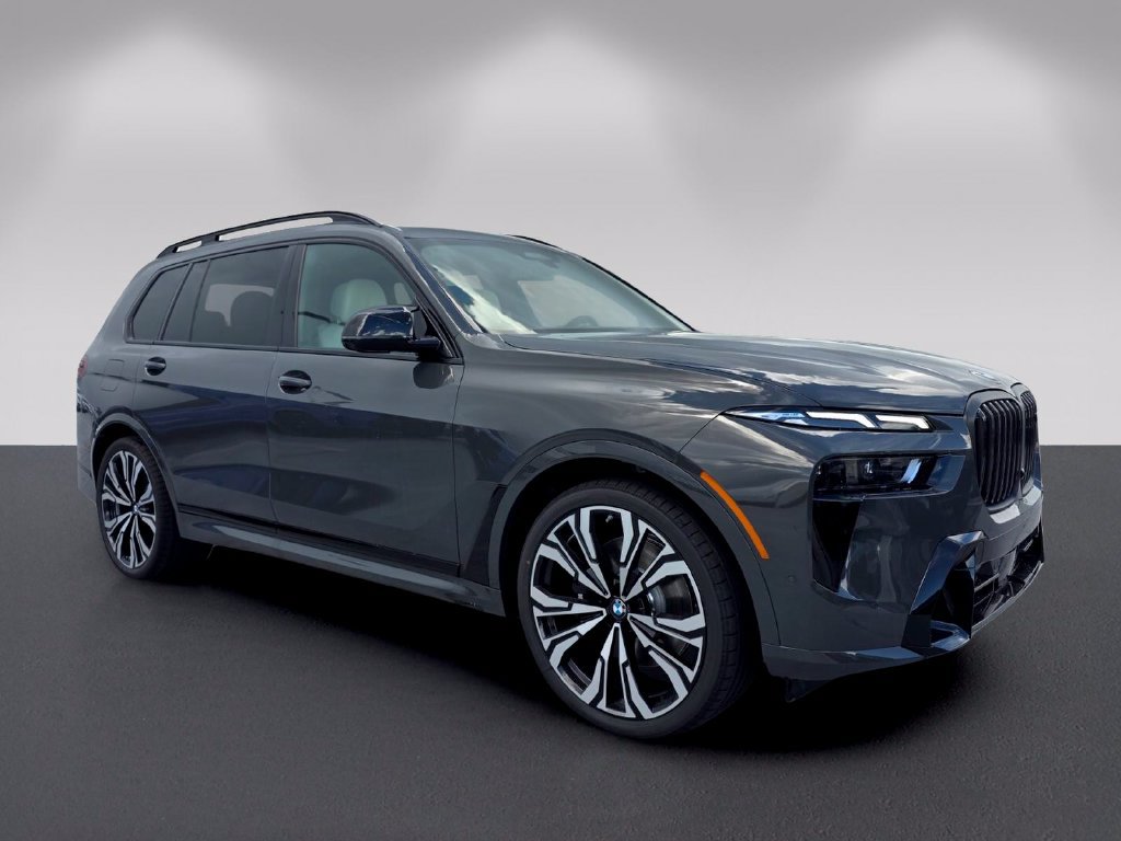 New 2027 BMW X7 M60i AWD/4WD image 1