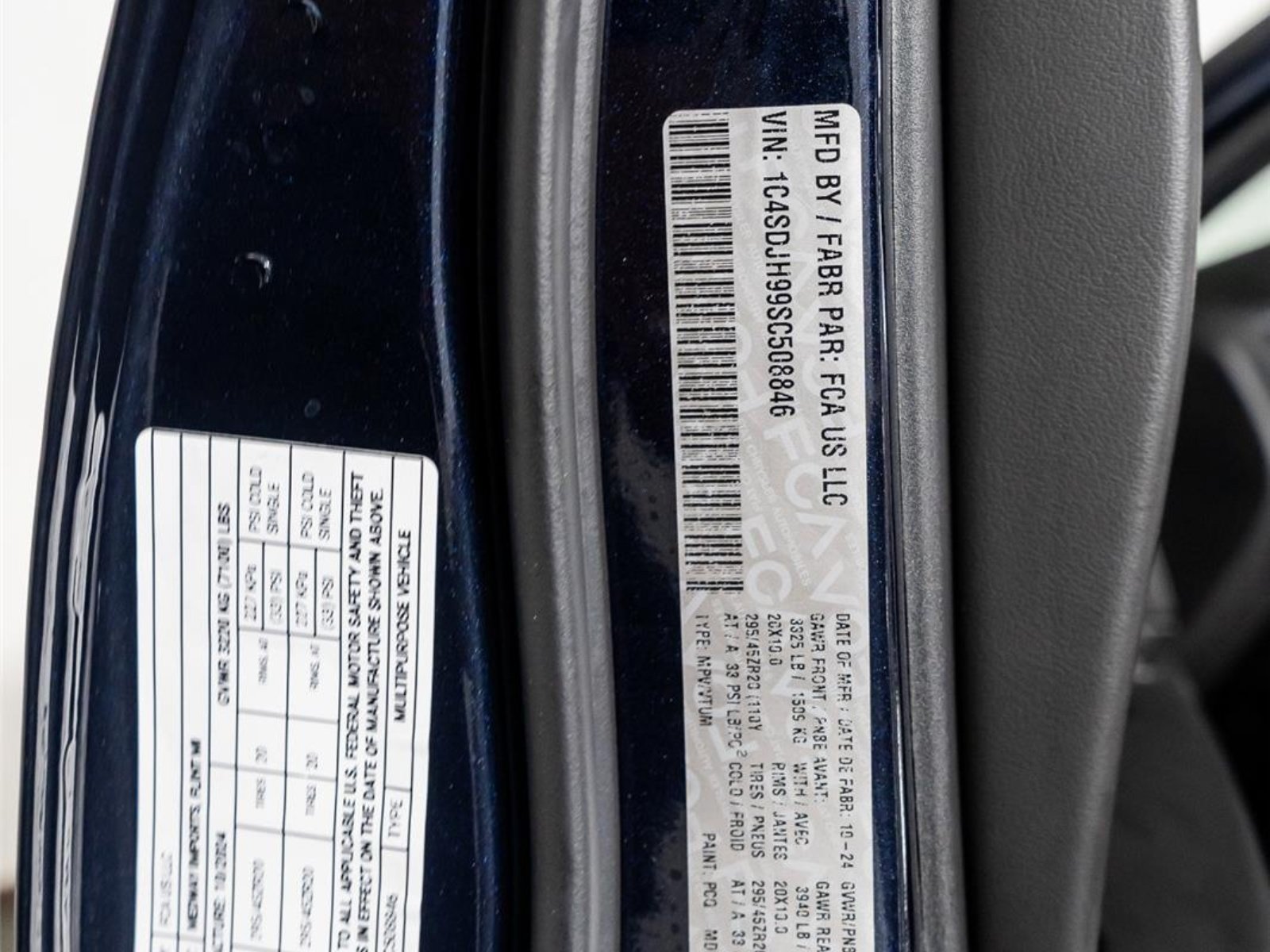 Used 2025 Dodge Durango SRT Hellcat AWD/4WD image 55