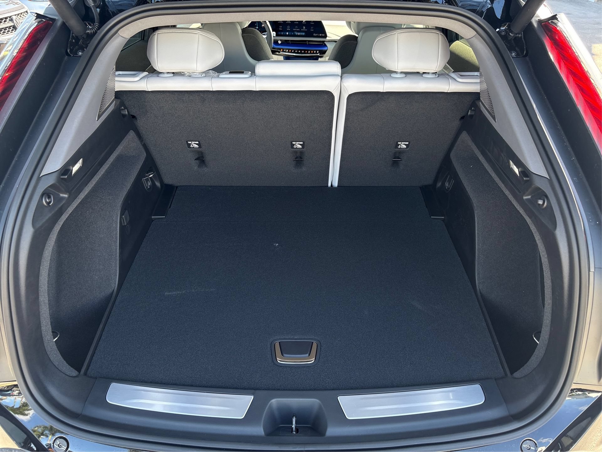 New 2026 Cadillac Optiq Luxury 1 RWD image 11
