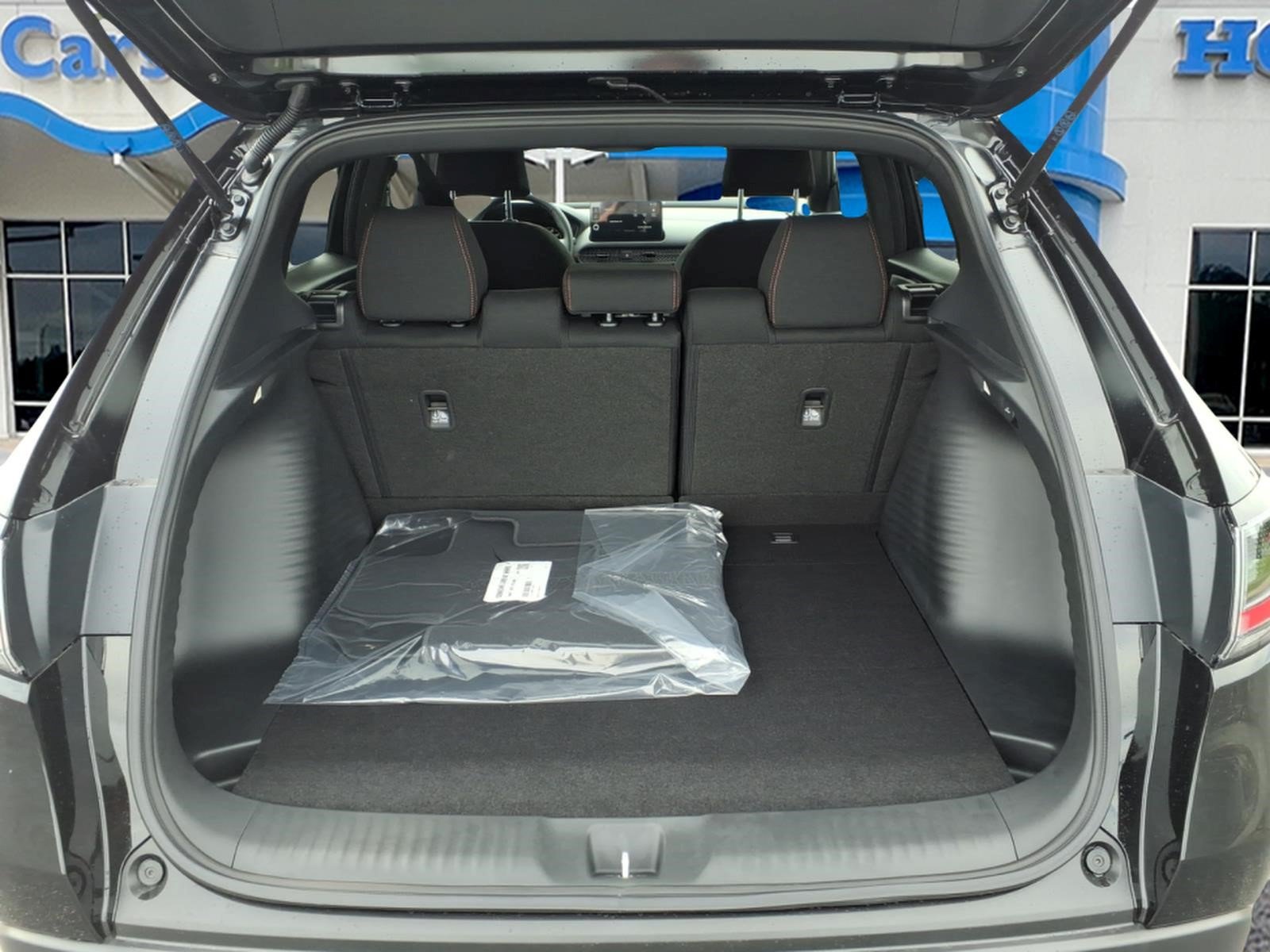 New 2027 Honda HR-V Sport image 10
