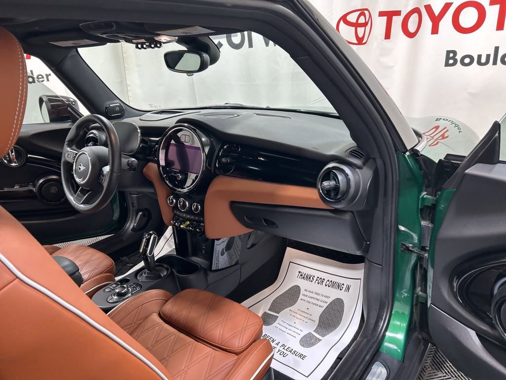 Used 2024 MINI Cooper SE image 12
