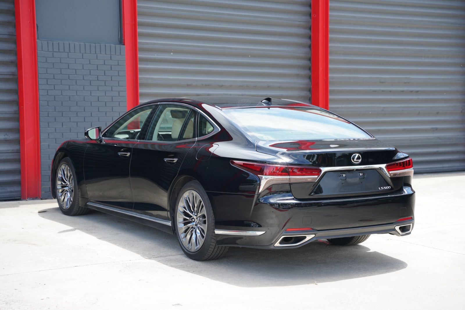 Used 2020 Lexus LS 500 w/ Interior Upgrade Package RWD image 10