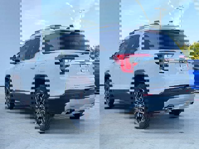 Used 2022 GMC Acadia SLT w/ Preferred Package image 5