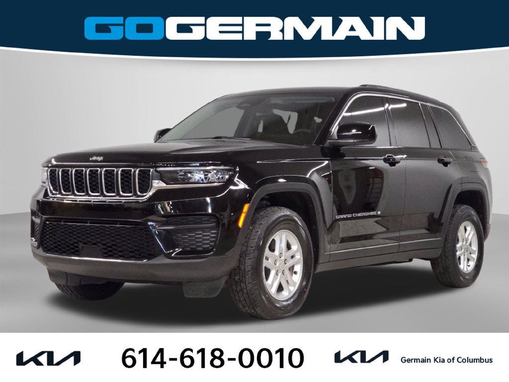 Used 2023 Jeep Grand Cherokee Laredo w/ Luxury Tech Group I