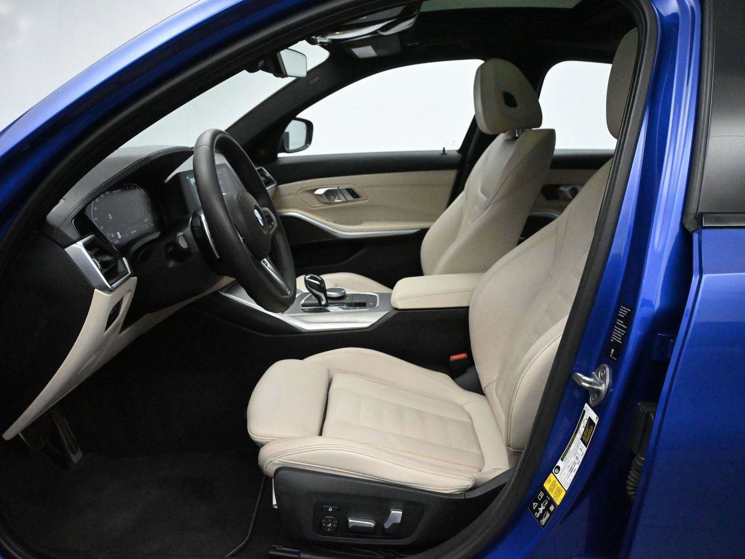 Used 2020 BMW M340i xDrive w/ Premium Package image 9