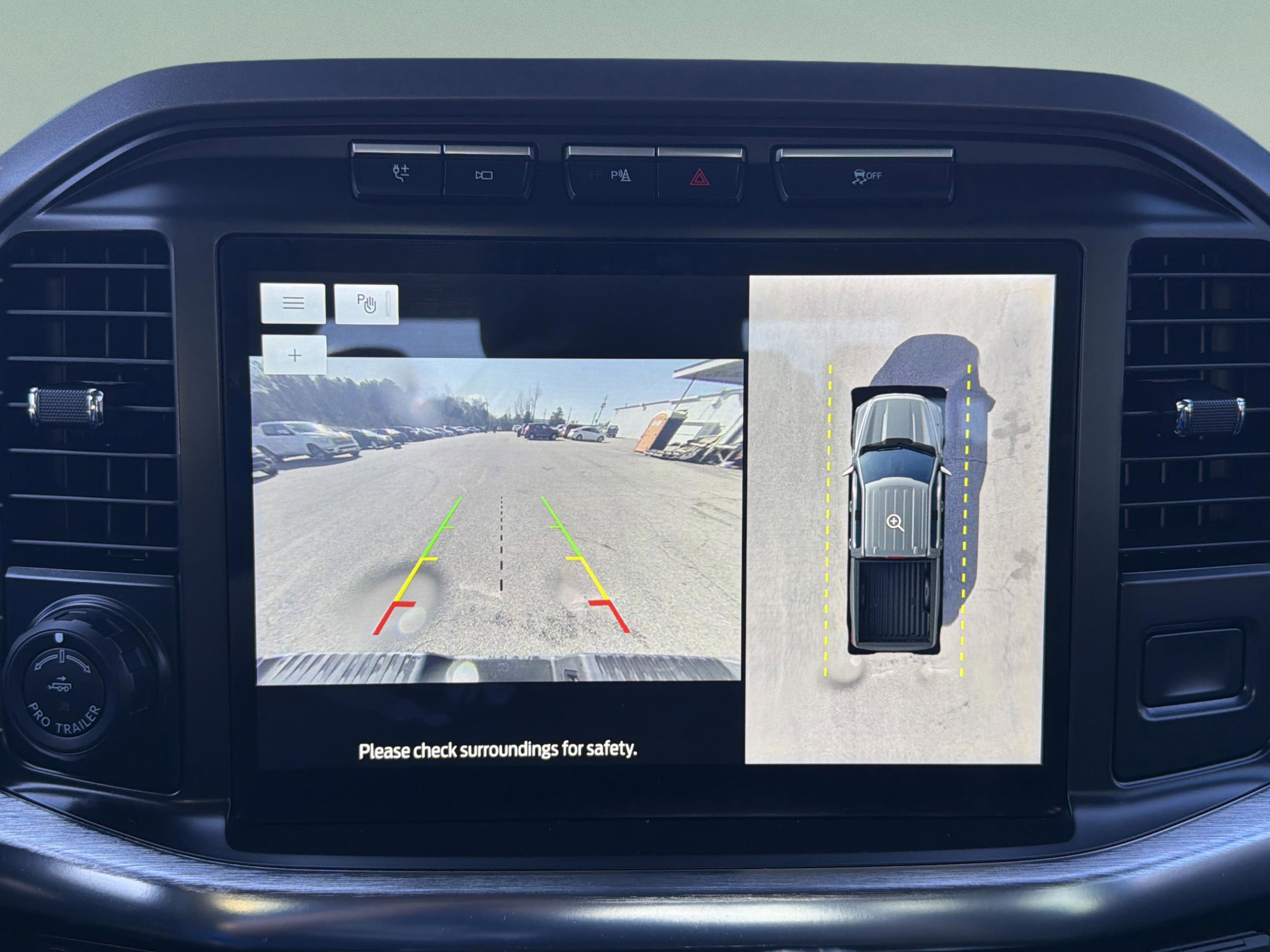 Used 2023 Ford F150 Lariat w/ Trailer Tow Package image 17