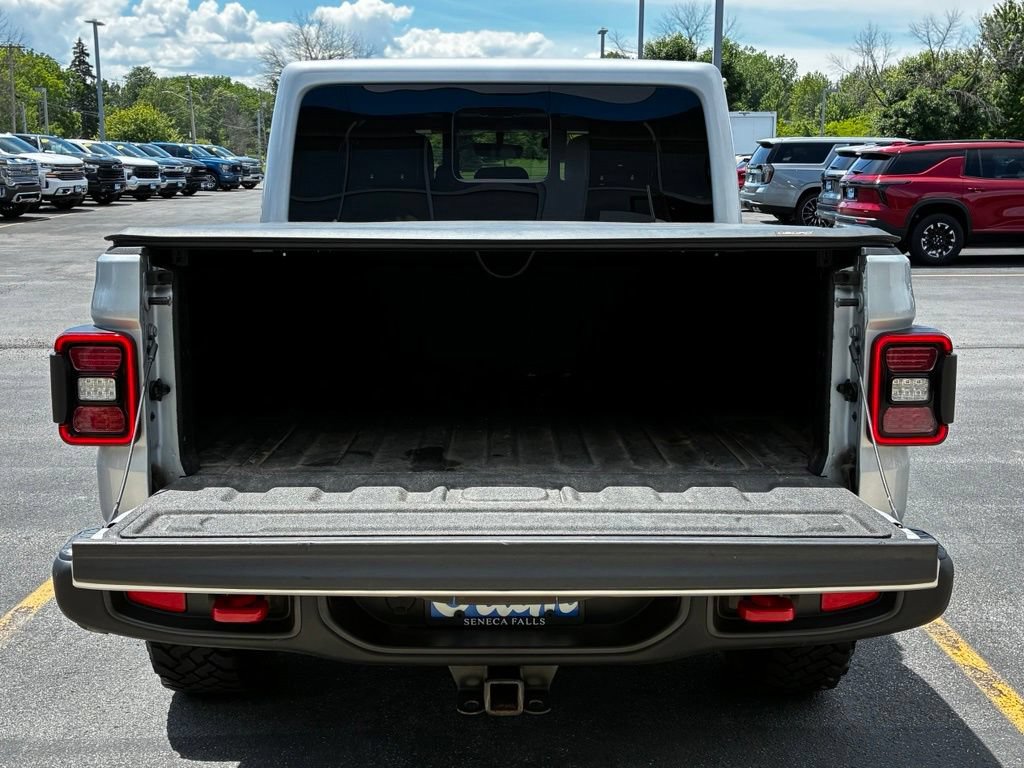 Used 2022 Jeep Gladiator Rubicon w/ LED Lighting Group AWD/4WD image 37