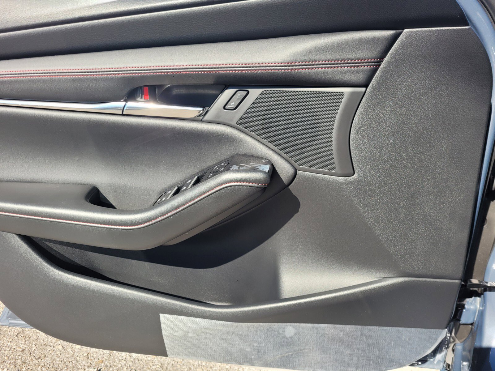 New 2026 MAZDA MAZDA3 Carbon image 20