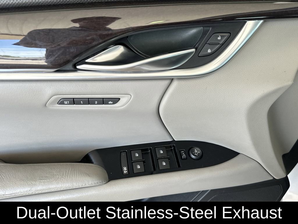 Used 2017 Cadillac XTS Luxury image 7