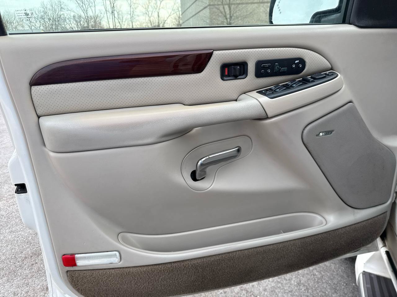 Used 2003 Cadillac Escalade AWD w/ Marketing Vehicle Package image 13
