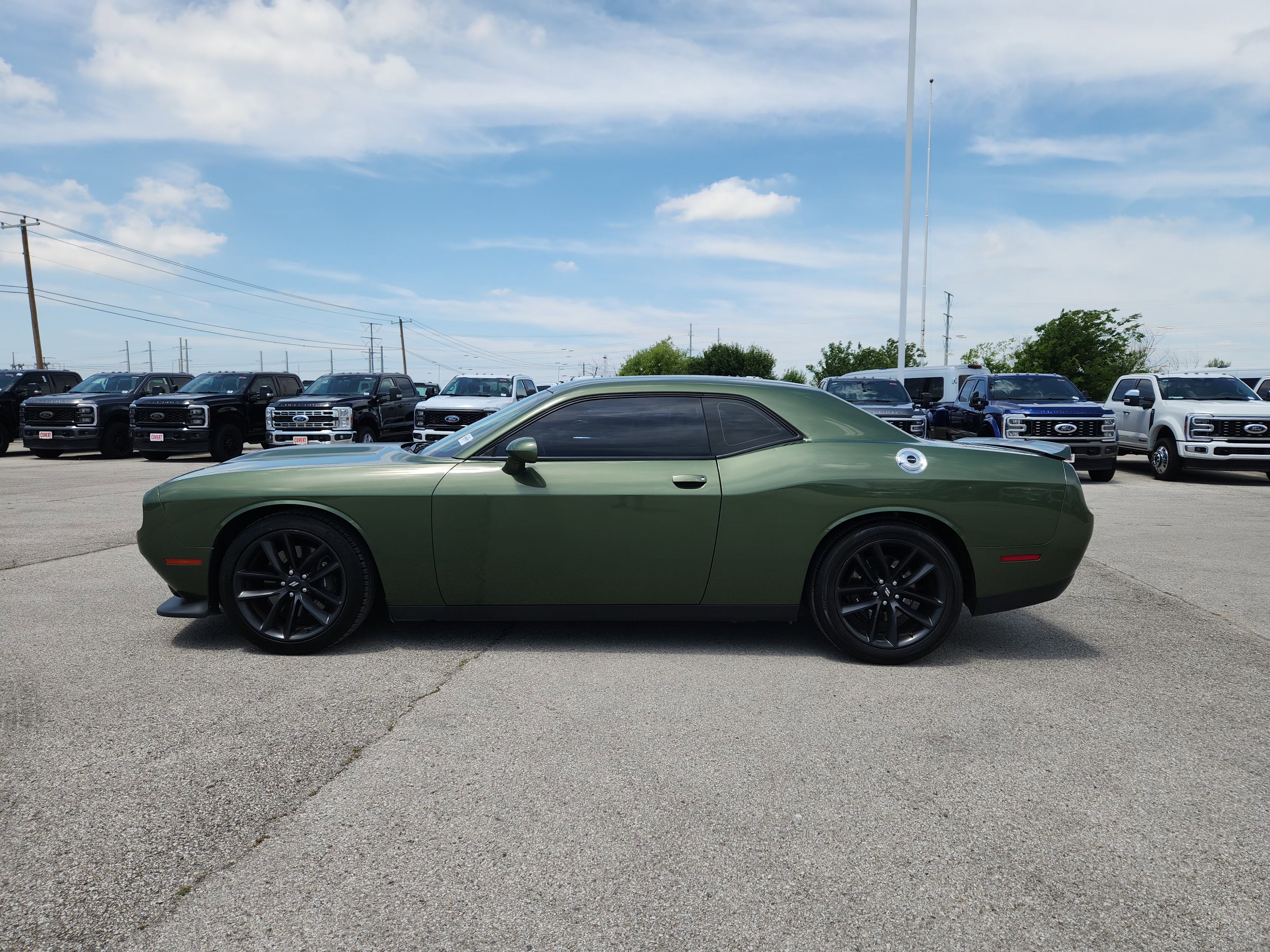 Used 2020 Dodge Challenger GT w/ Performance Handling Group RWD image 4