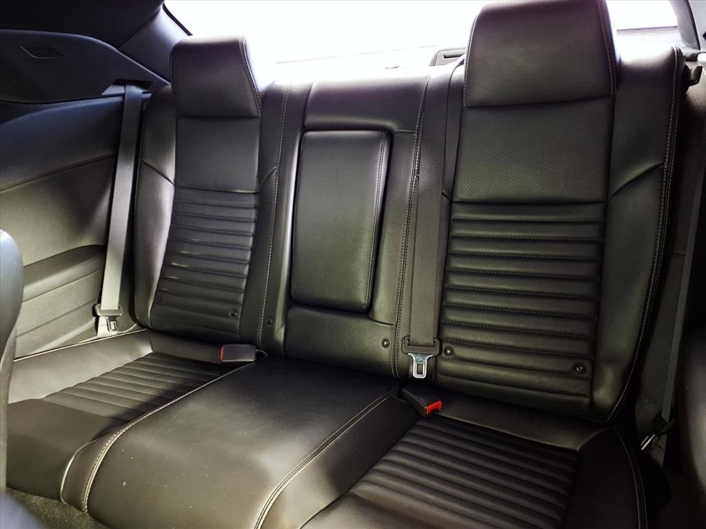 Used 2013 Dodge Challenger R/T Plus image 9