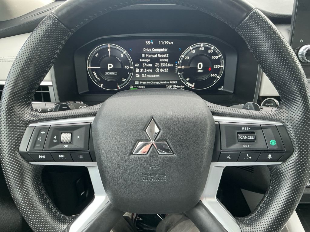 Used 2024 Mitsubishi Outlander SEL image 24