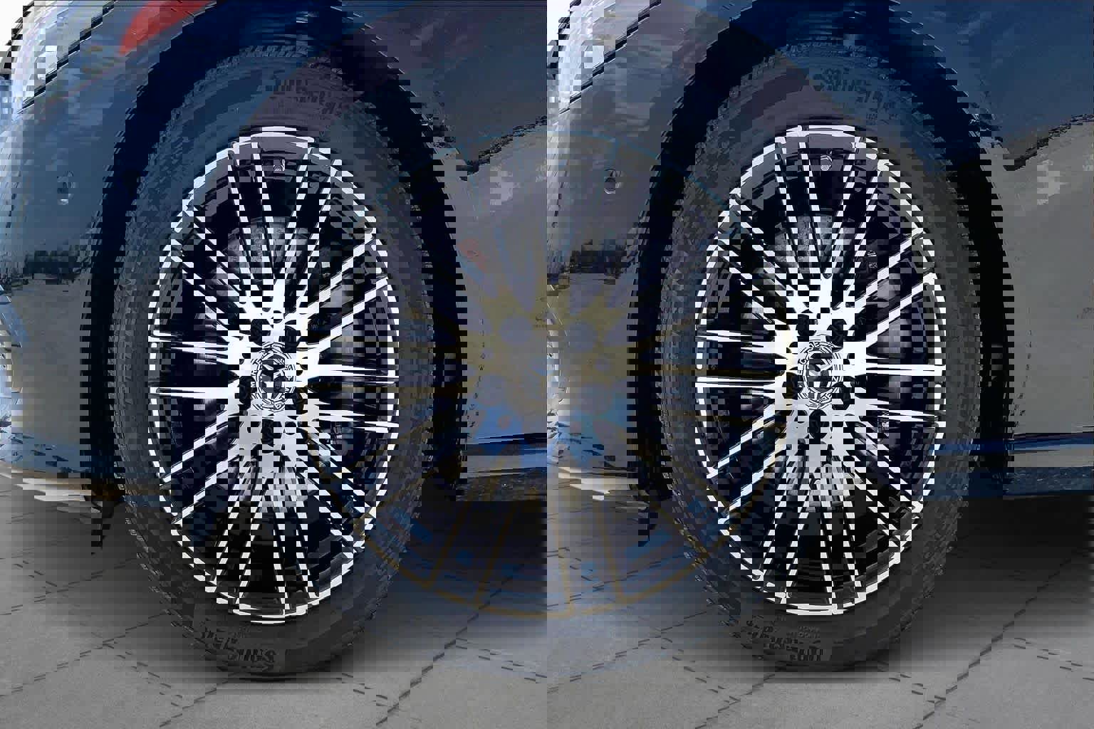 Used 2024 Mercedes-Benz C 300 Sedan w/ Exclusive Trim Package image 11