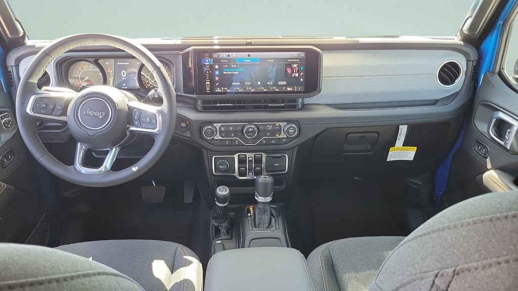 New 2026 Jeep Wrangler Unlimited Sahara AWD/4WD image 11