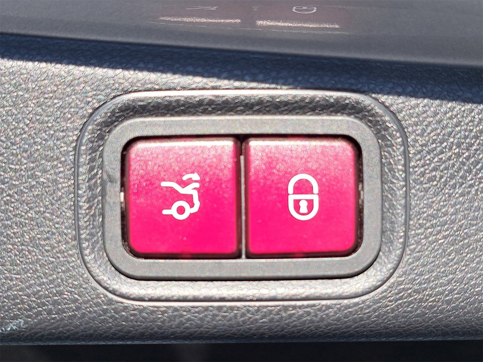 Used 2022 Mercedes-Benz E 350 Sedan w/ AMG Line Exterior image 13