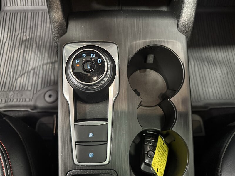 Used 2023 Ford Escape ST-Line w/ Tech Pack #1 FWD image 17