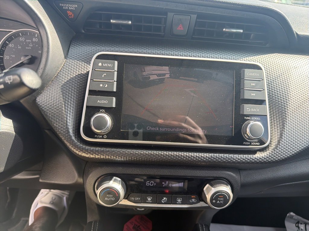 Used 2019 Nissan Kicks SV image 12