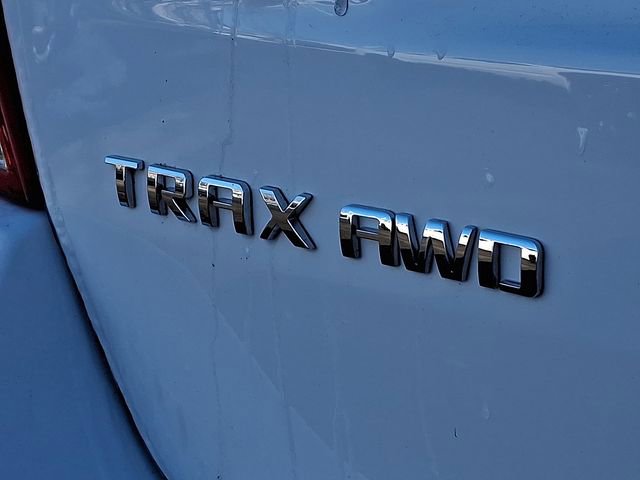 Used 2022 Chevrolet Trax LS w/ Tint and Cruise Package image 34