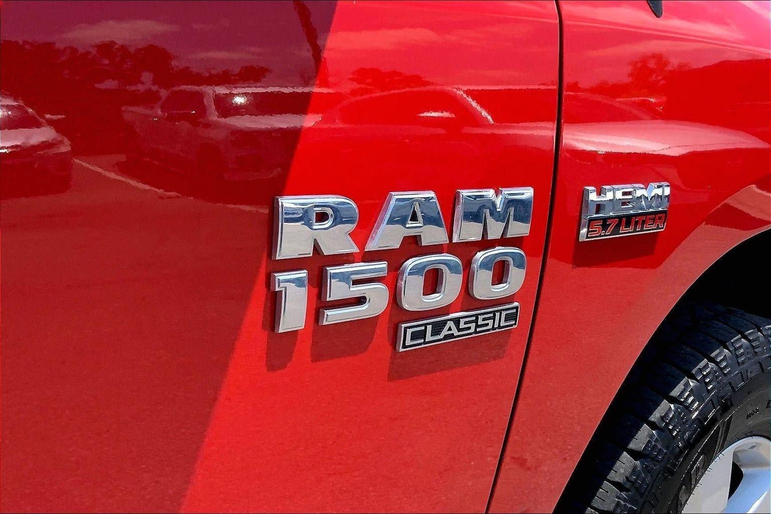 Used 2022 RAM 1500 Classic SLT w/ Trailer & Traction Group AWD/4WD image 7