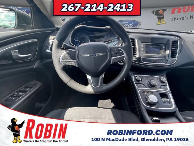 Used 2016 Chrysler 200 Limited FWD image 10