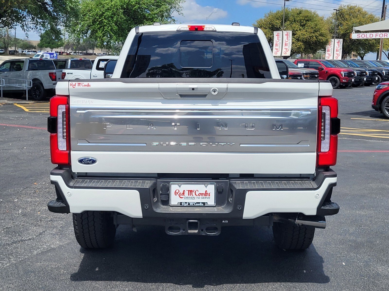 Certified 2026 Ford F350 Platinum w/ Platinum Plus Package AWD/4WD image 5