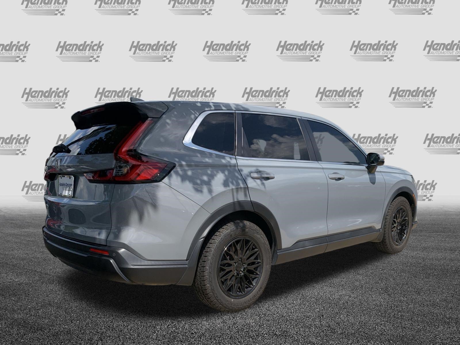 Used 2023 Honda CR-V EX-L image 10